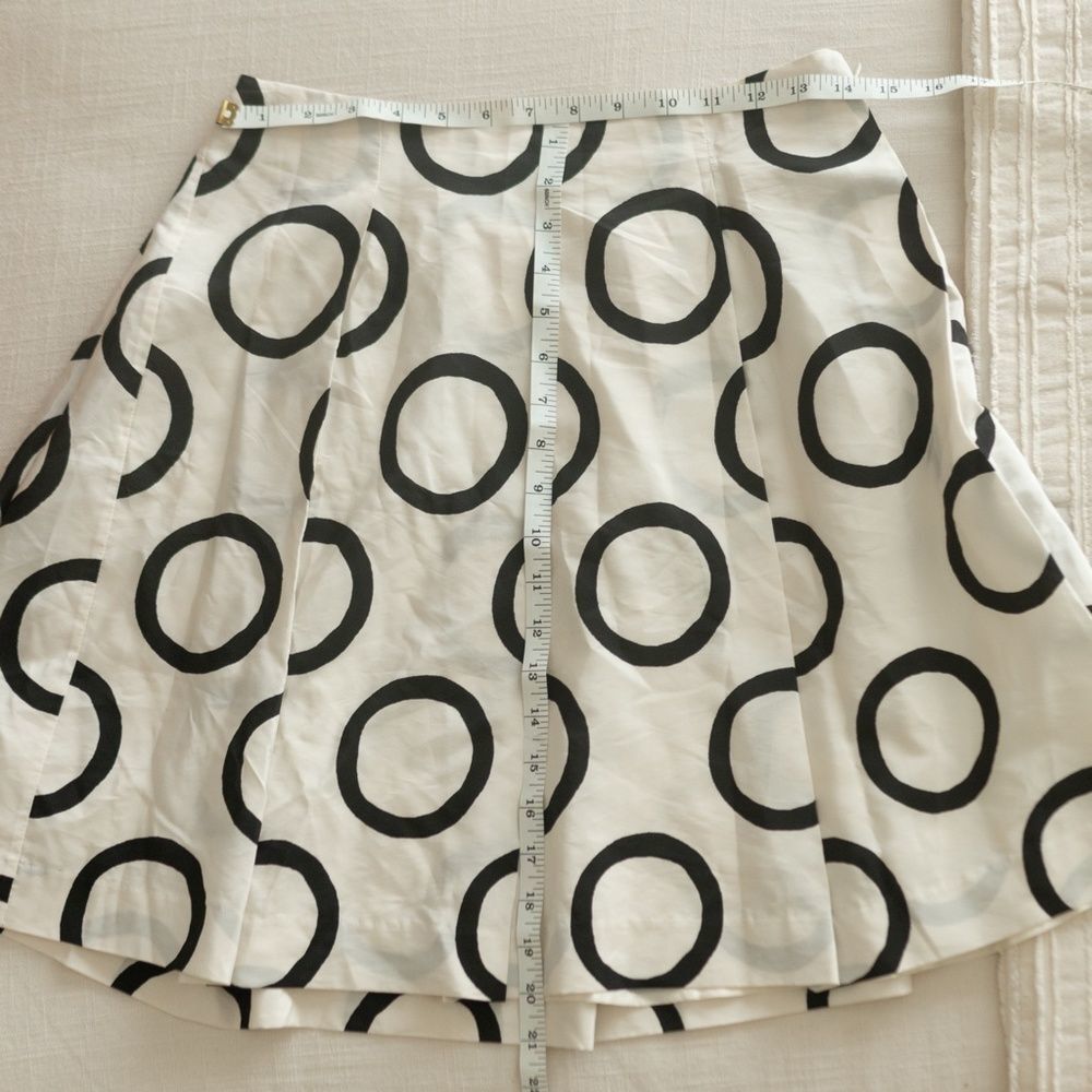 NWT Banana Republic Black and White Silk Blend Skirt‎ size 4 Petite - Picture 8 of 8